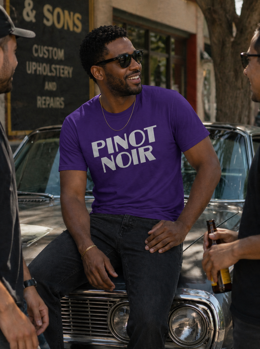 "Pinot Noir" Art Deco Style TShirt