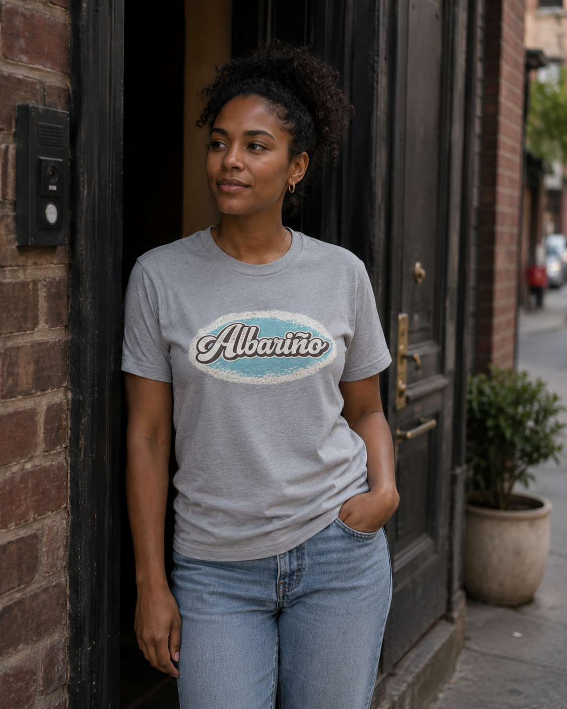 "Albariño" Retro Wine T-Shirt